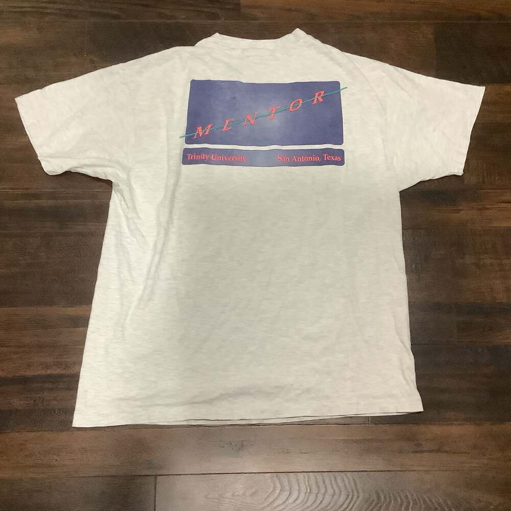 Vintage Sz L 1996 Trinity University Mentor Class Graphic T-Shirt